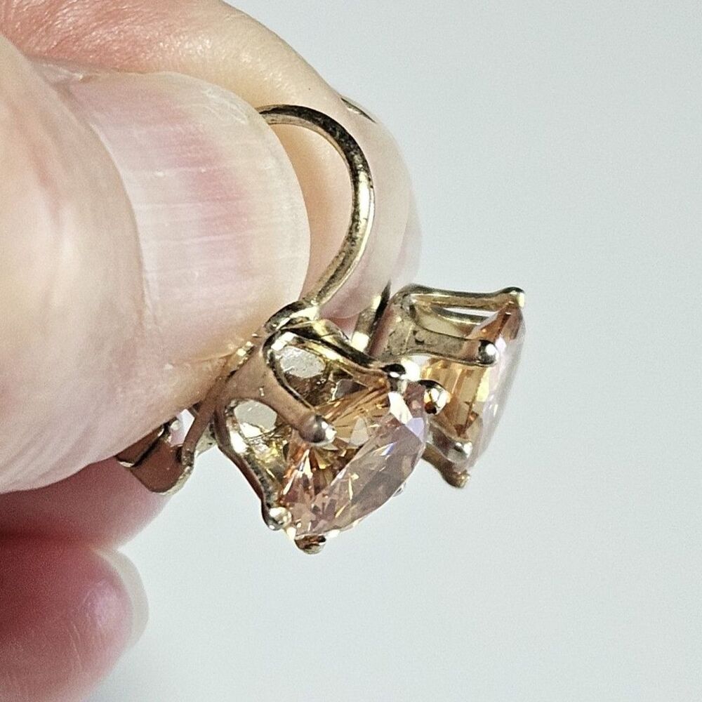 **Last Chance!!Final Sale** Gold Tone Champagne Colored Rhinestone Leverback Ear - Picture 3 of 8